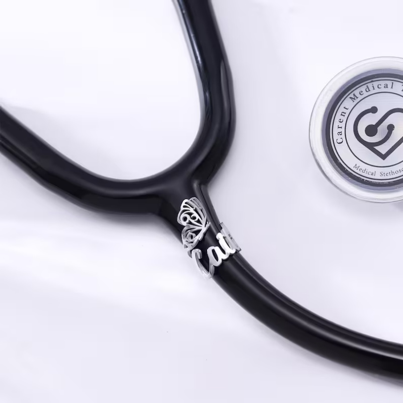 Stethoscope - パーソナライズされたカスタム名付き聴診器チャーム、蝶々型聴診器IDタグ、ステンレス製聴診器チューブアクセサリー、ギフト